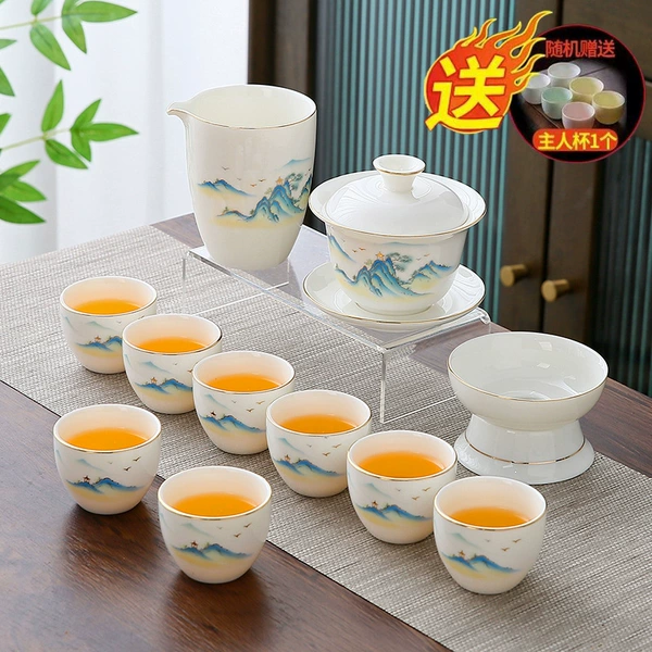 Set of 12 pieces of mutton fat jade (the country is like a picture) gold drawing