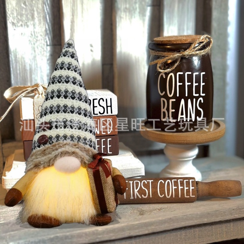 Café personalizado muñeca sin cara encantadora bolsa de café de punto con luces Gnomes adornos muebles paquete