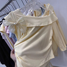 十三行早秋甜美花朵工艺上衣浅色系女装25尾货批发实体店直播货源