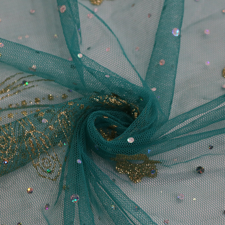 Nuevo posicionamiento flor doble polvo láser sequinilla pulverizado oro malla tela de rendimiento de ropa infantil estilo chino tela de ropa