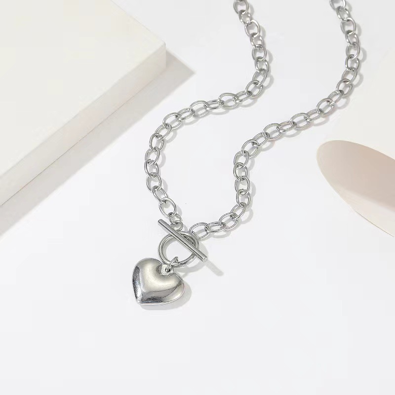 Love necklace