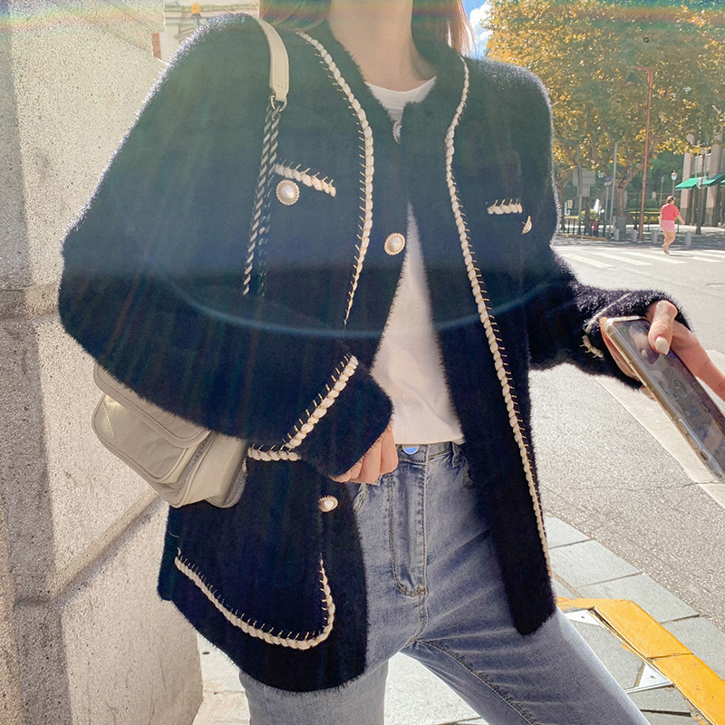 Spring 2023 New Women's Clothing Mink Fleece Sweater Jacket Women's Fashion Lazy Style Korean Loose Knitted Cardigan Women