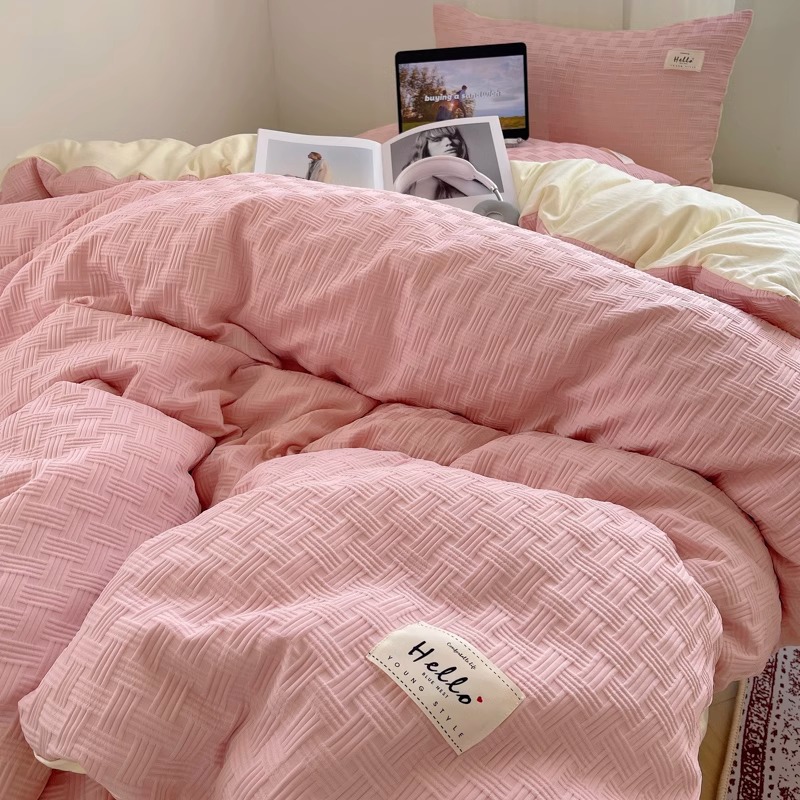 Cama de algodón lavada de hilo de doble capa fresca de cuatro piezas, funda de edredón de estilo crema, sábana de dormitorio de estudiantes, juego de tres piezas