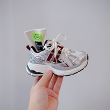 2025秋季新款童鞋男童轻便舒适运动跑步鞋韩版洋气百搭女童老爹鞋