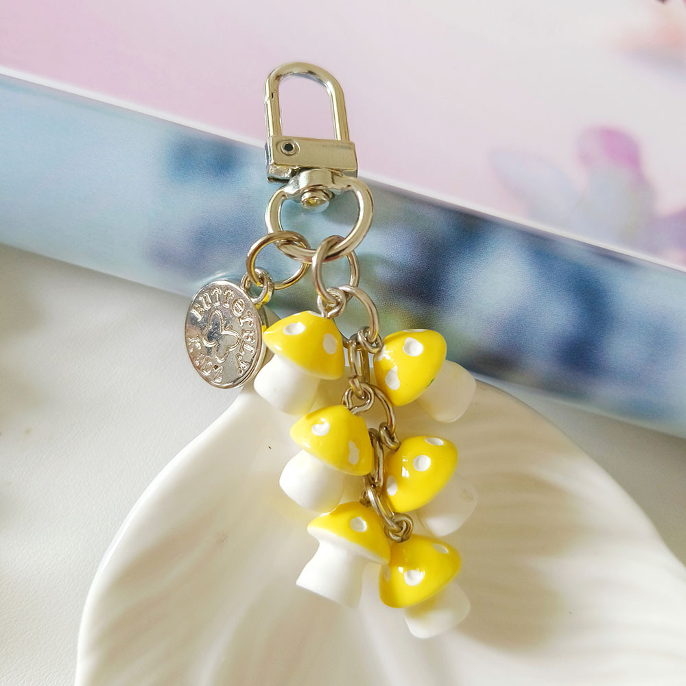 11g Weight Keychain Classification 1 Piece Quantity Wedding, Graduation, Birthday Occasion Resin Material Mushroom Pattern Unisex Gender Cute Style Cute Mushroom Resin Unisex Keychain 7