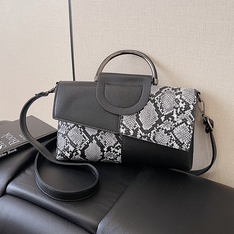 High-end Colour-blocking Women's Shoulder Bag With Unique Pattern_voghion.com