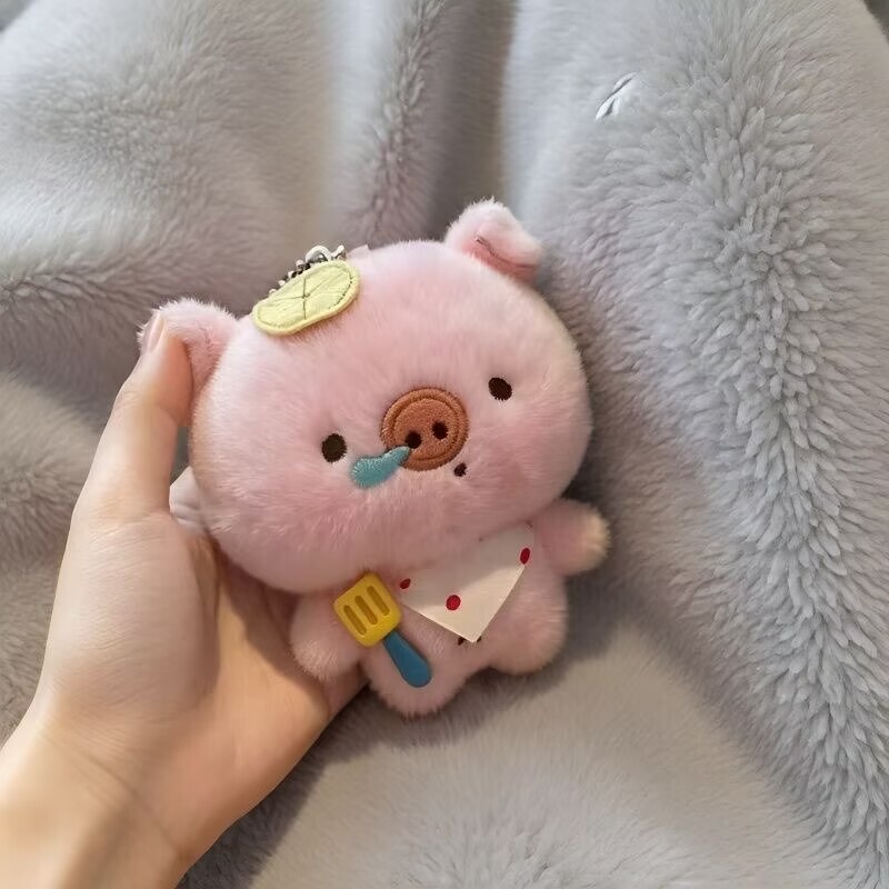Bag charm, backpack plush pendant, versatile, creative, cute, and adorable, featuring a pig design, perfect for Instagram-style accessories, and a keychain