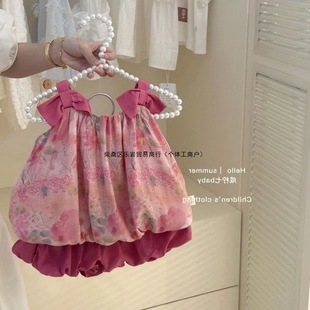 Girls summer suit 2025 summer new sweet baby floral bow suspender bud shorts wholesale