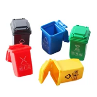 Mini Garbage Can, 1:12 Scale Dollhouse Accessory, 4 cm / 2.5 cm, multi-color