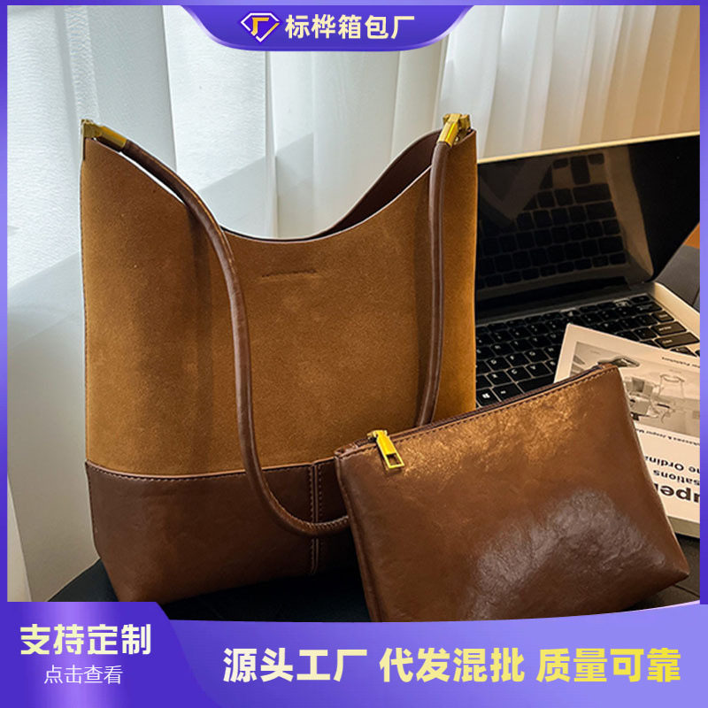 Cross-Border Suede Bag Women's Large Capacity 2025 New Autumn and Winter Retro Single Shoulder Mother-In-Law Bag Commuter Bucket Bag