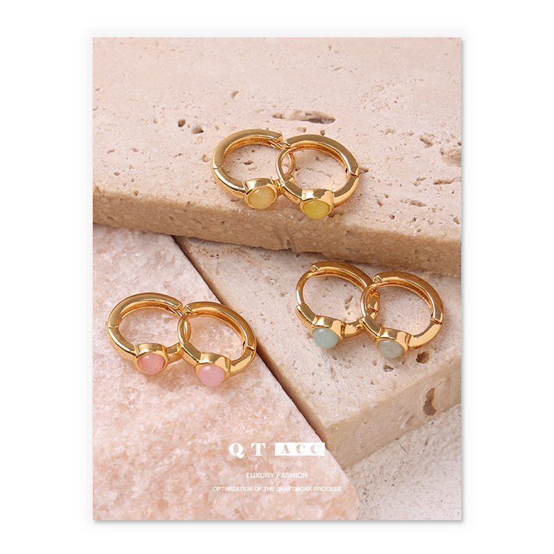 Transfronterizos europeos y estadounidenses ins viento TK venta caliente universal nicho de piedra natural simple primavera y verano pendientes de orejas pequeñas pendientes de orejas mujeres