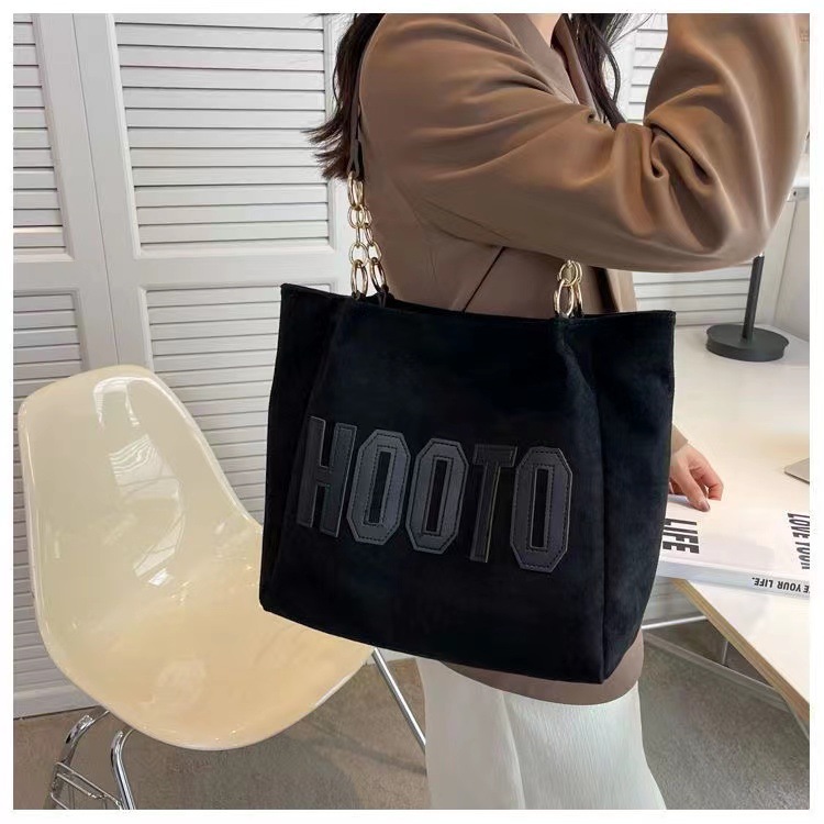 Best-selling women's bags, large-capacity bags, 2023 new Korean style popular letter college student class shoulder bags, tote bags undefined