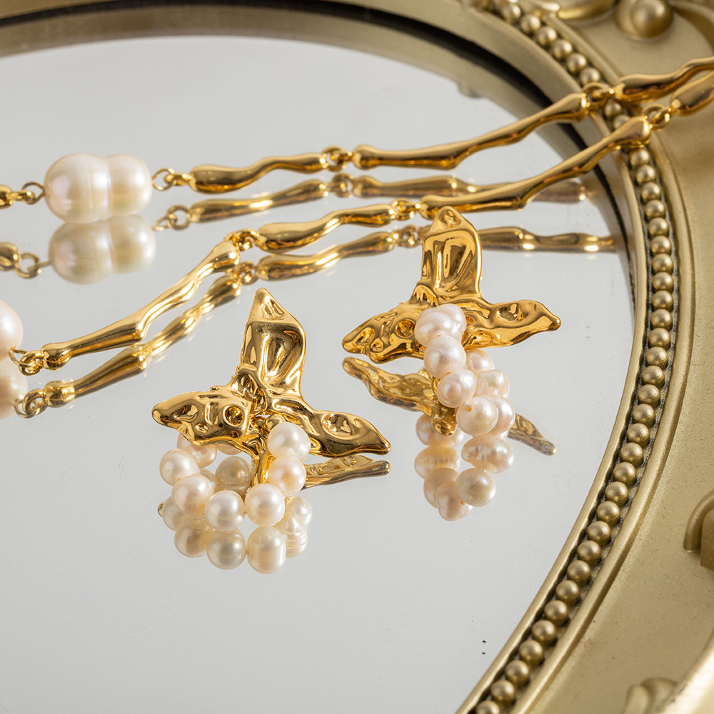 Retro Flower Copper Gold Plated Pearl Earrings 1 Pair