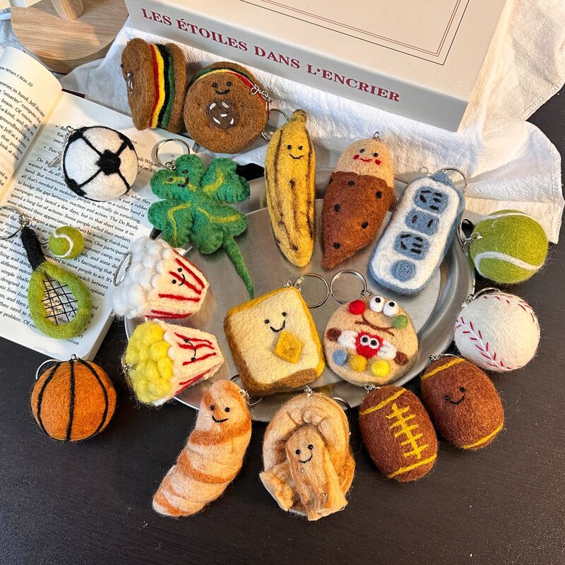 High-value Wool Felt Finished Pendant Fruit and Vegetable Miu Bag Hanging Keychain Accessories Niche Jewelry Hanging Gifts