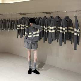 韩系半高领针织开衫外套女撞色条纹加厚上衣+羊羔毛阔腿短裤套装
