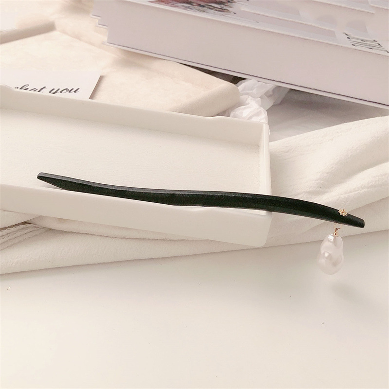 Clipper de cabello de perlas irregulares de alta calidad simple artefacto de cabello moderno Clipper de cabello de nuevo estilo red Clipper adornamiento para el cabello