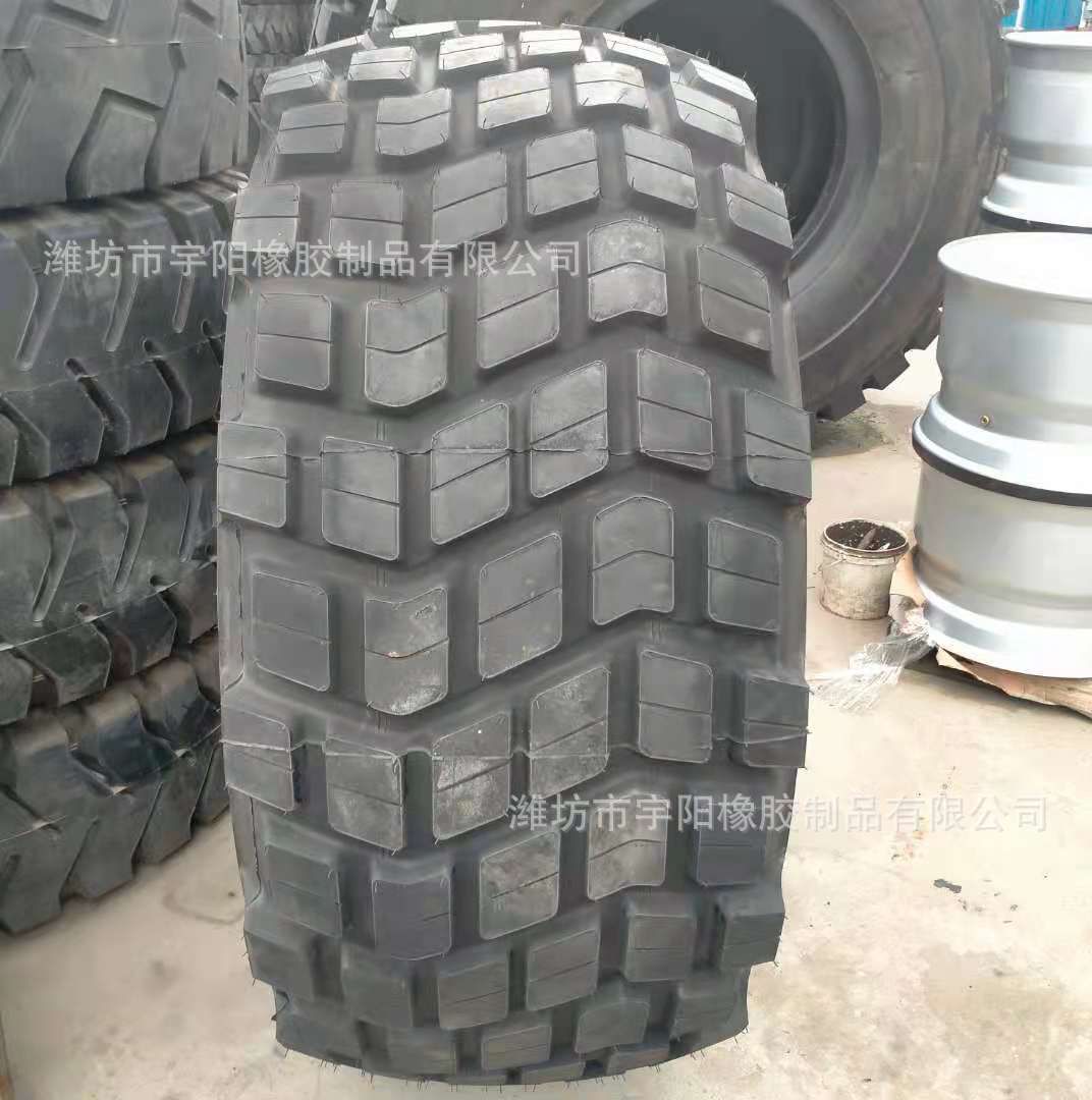 24R20.5 沙漠油田设备 宽基真空轮胎  改装车轮胎