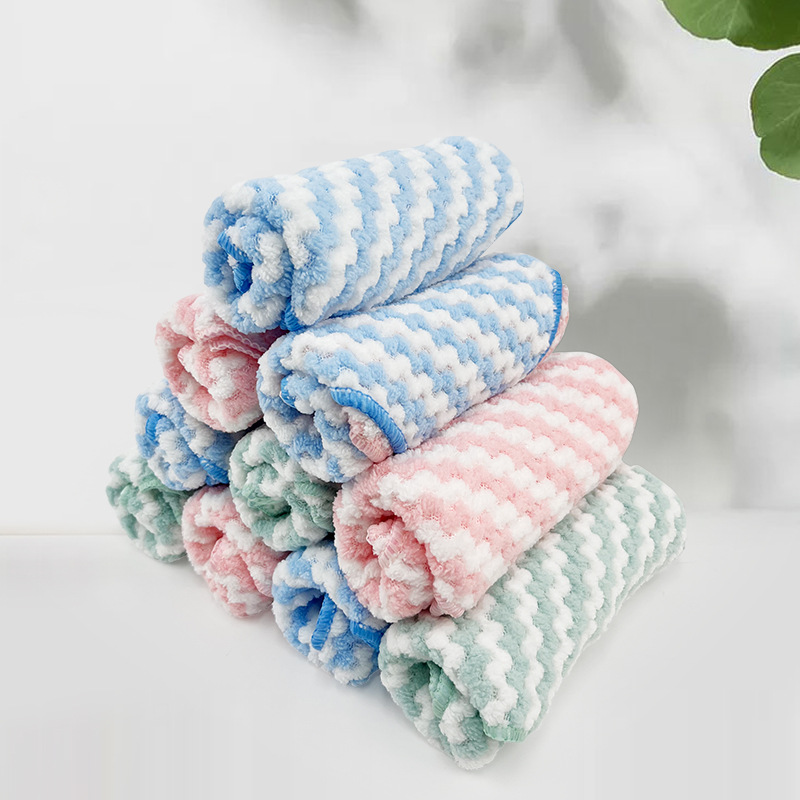 Wholesale Kitchen Dish Towels Coral Fleece Small Square Towels Soft Absorbent Quick-Drying Hand Wipes Restaurant Household Cleaning Towels