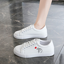 2025春秋新款小白鞋女韩版百搭平底板鞋休闲秋季学生女鞋运动白鞋