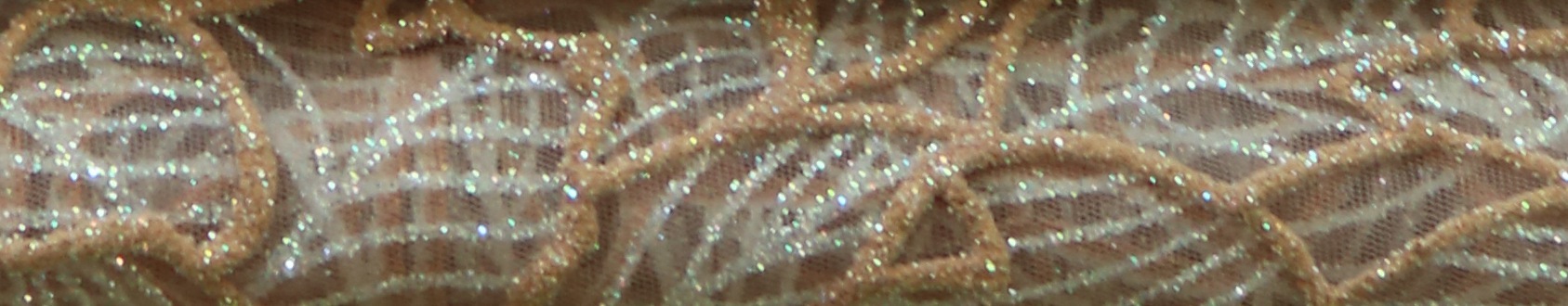 Fabricante de suministro de espuma colorida de alto brillo rosa tela de malla tela de vestido de boda