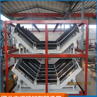 Supply custom DTII type bandwidth 500 to 2200 material carbon steel friction roller set roller bracket manufacturers