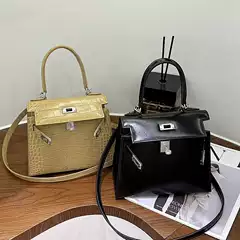 2026 New Genuine Leather Crocodile Embossed Kelly Bag with Silver Buckle — Premium Small Trendy Handbag Versatile Elegant Crossbody Bag for Women