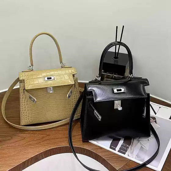 2026 New Genuine Leather Crocodile Embossed Kelly Bag with Silver Buckle — Premium Small Trendy Handbag Versatile Elegant Crossbody Bag for Women
