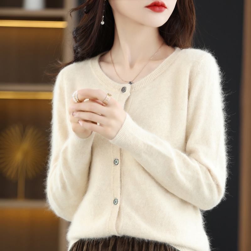 Women's mink cashmere cardigan sweater, new autumn/winter style, round neck, loose fit, button-down, solid color wool knit base layer.