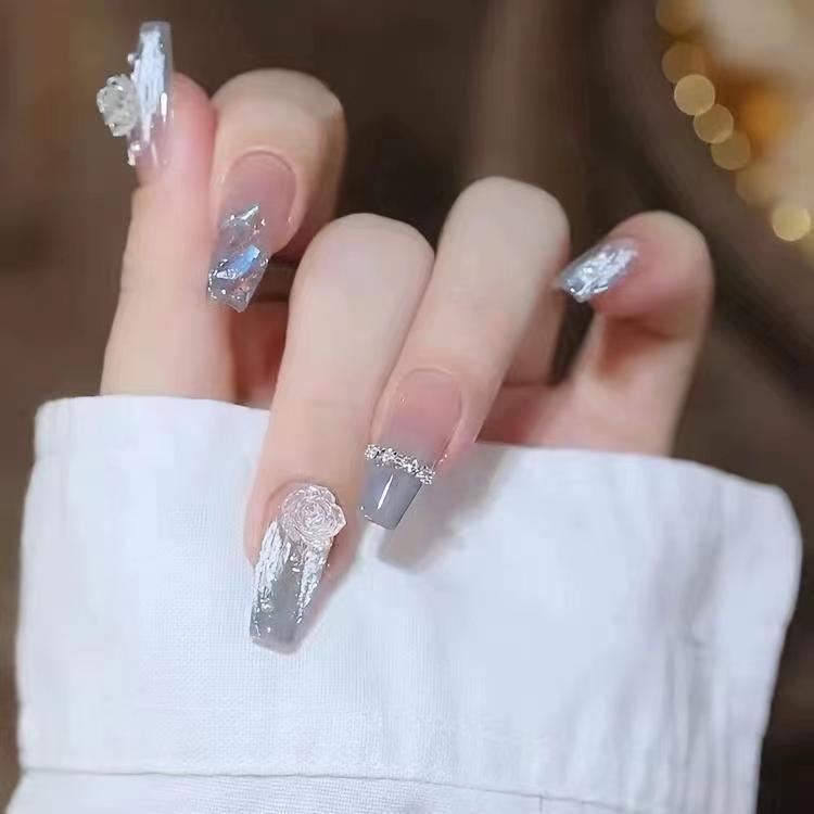 Yi Yi dance same style flash wear nail product collection welfare exclusive detachable wearable nail patch