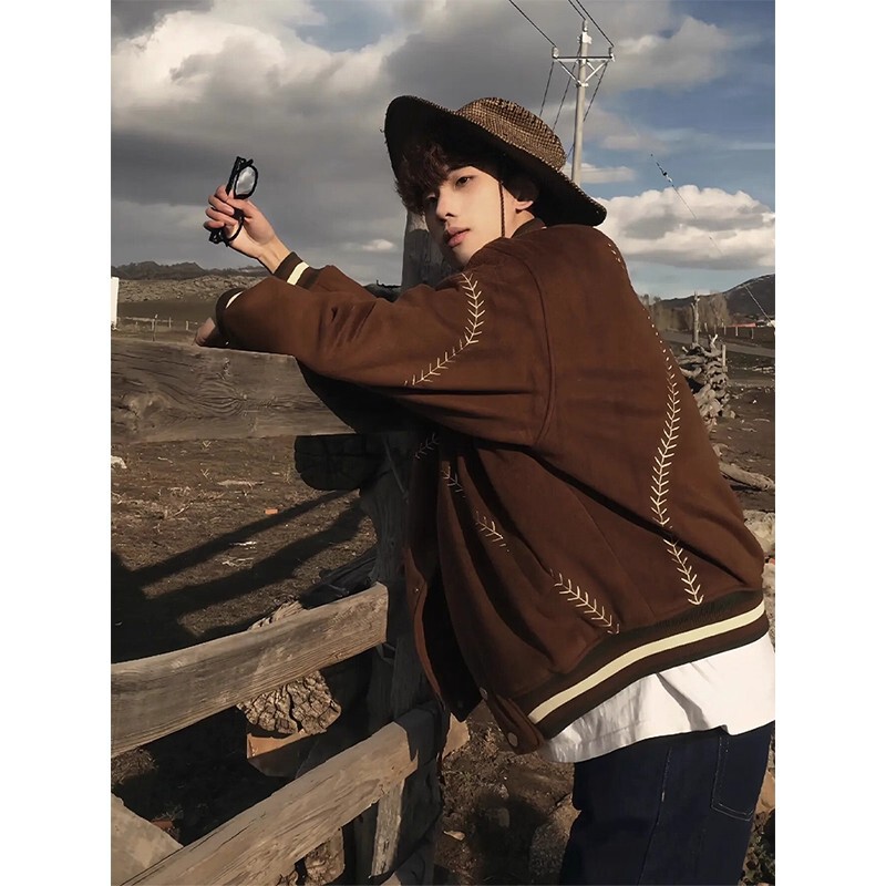 Maillard Brown Baseball Jacket for Men, Autumn and Winter Thickened Wool Warm High-End Amber Glossy Jacket Trend Maillard Brown Baseball Jacket for Men, Autumn and Winter Thickened Wool Warm High-End Amber Glossy Jacket Trend