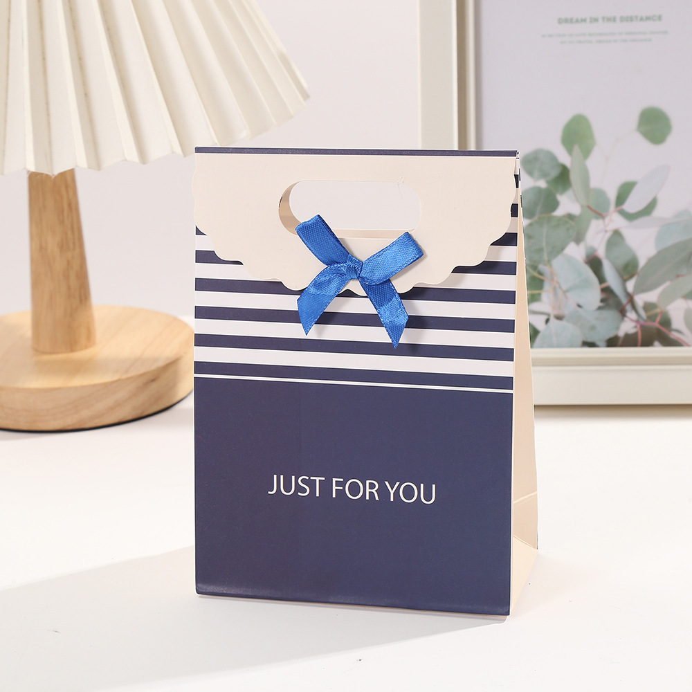 Estilo coreano simple arco bolsa de regalo a rayas color impresión Blanco Bolsa de cartón postre leche té bolso de embalaje