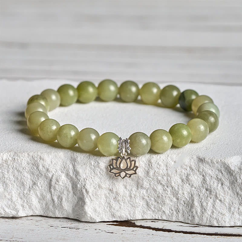 Green Chalcedony Lotus Bracelet