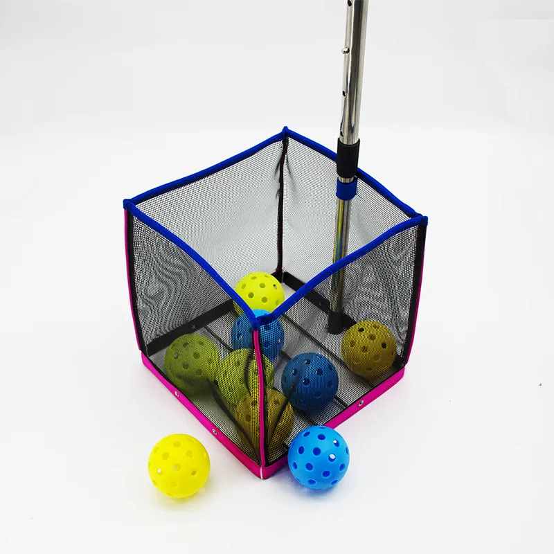 Уборщик для мячей, подбирающий мячики pickleball