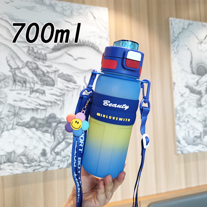 Botella de agua con correa portátil transfronteriza linda serie girasol color degradado taza de agua con pajita de alto valor taza de agua deportiva