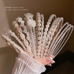 椿の花の真珠ヘアバンド 女性用 夏 高級感 レトロ フレンチスタイル ヘアピン ヘッドバンド 人気 新作