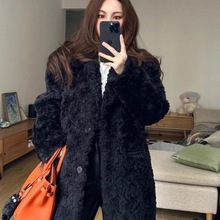2025新款黑色羊羔毛皮草外套女加厚宽松西装领中长款毛毛大衣冬季