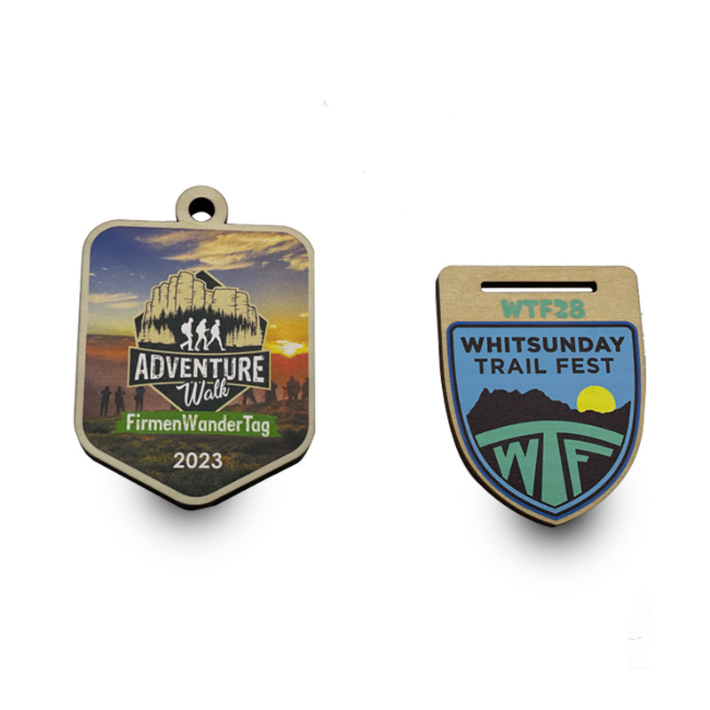 Suministro de fábrica moderna simple etiqueta de madera uv etiqueta de madera simple grabado láser etiqueta de madera al por mayor