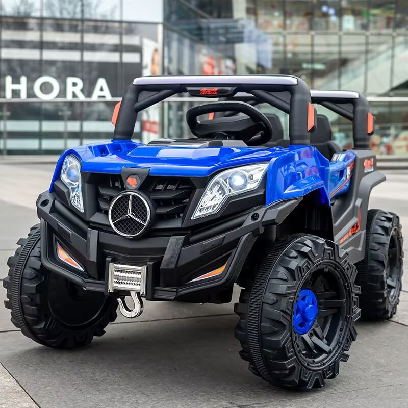 Coche eléctrico directo de fábrica para niños Vehículo todoterreno de cuatro ruedas Control remoto Coche de juguete para niños Asiento de bebé para hombres y mujeres Coche oscilante