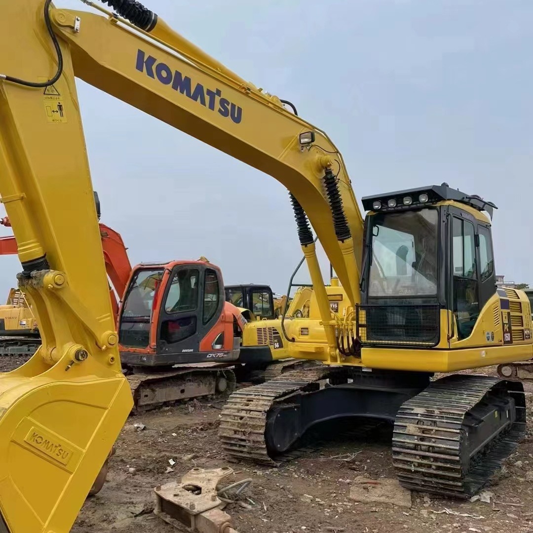 出售二手小/松130挖掘机 原装进口 全国送货上门 低价转让