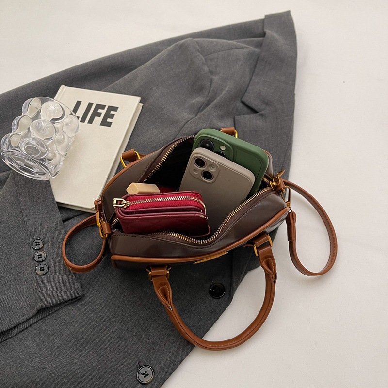 Bolso de moda retro de alta calidad al por mayor bolso de mujer nueva moda bolso de mujer estilo extranjero bolso diario versátil