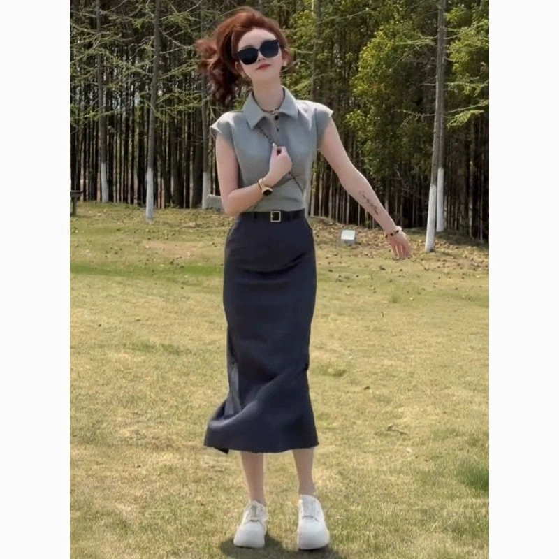 Комплект летнего наряда: футболка с короткими рукавами и юбкой в ​​корейском стиле, комплект из двух предметов для миниатюрной моды.