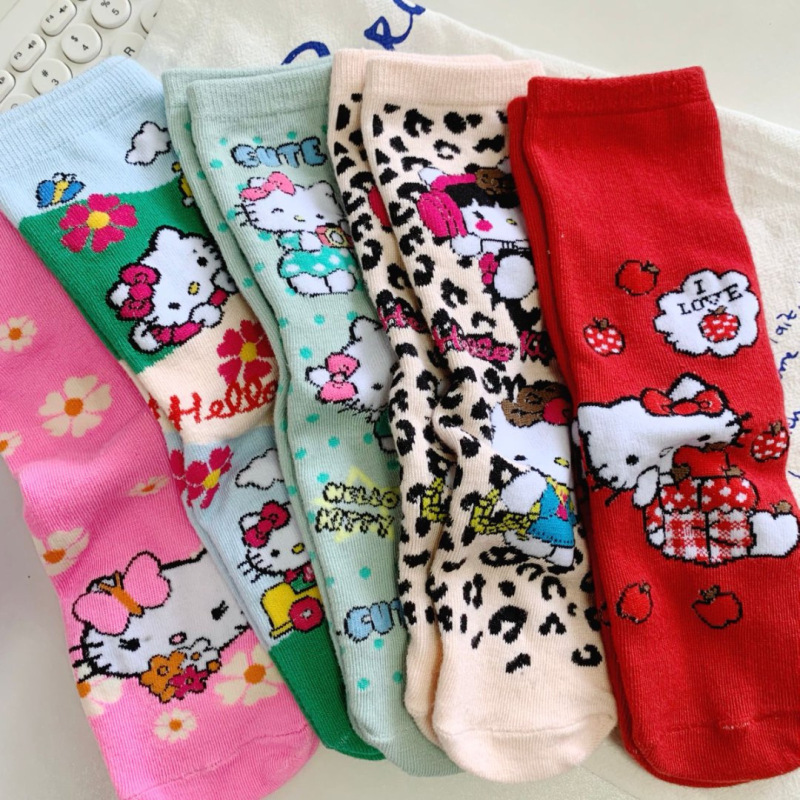 夏の新しいハローキティミッドカーフソックス女性用かわいい日本の漫画 KT 猫通気性の薄い快適な靴下|undefined