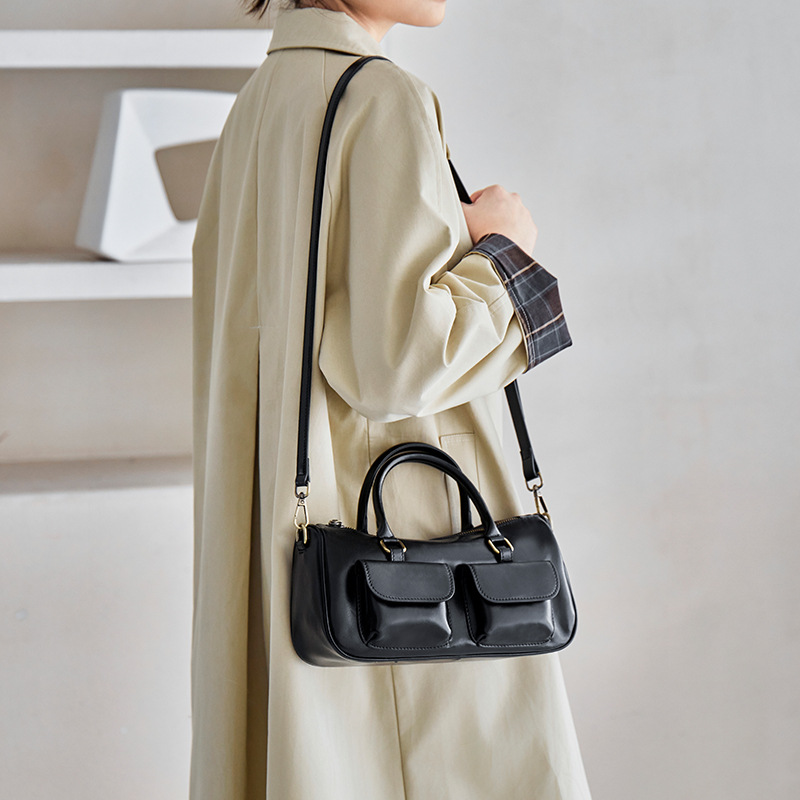 Women's Genuine Leather Handbag 2026 New Fashion Versatile Pillow Bag Simple Retro Commuter Shoulder Crossbody Bag - Thumbnail 3