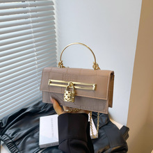 �羳�ٴ����Ů�¿�r�д����������Ů�μ����Ƥʯ�^�yͨ�ڰ�