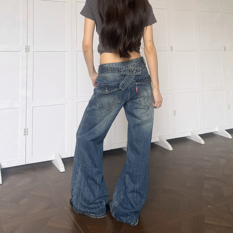 Paris buckle design diagonal placket jeans for men and women, American style, loose fit, mid-low waist, distressed, slightly flared long pants Paris buckle design diagonal placket jeans for men and women, American style, loose fit, mid-low waist, distressed, slightly flared long pants