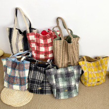 2024秋冬新款毛绒托特包竖条纹布袋英伦格纹单肩包大容量双面背包