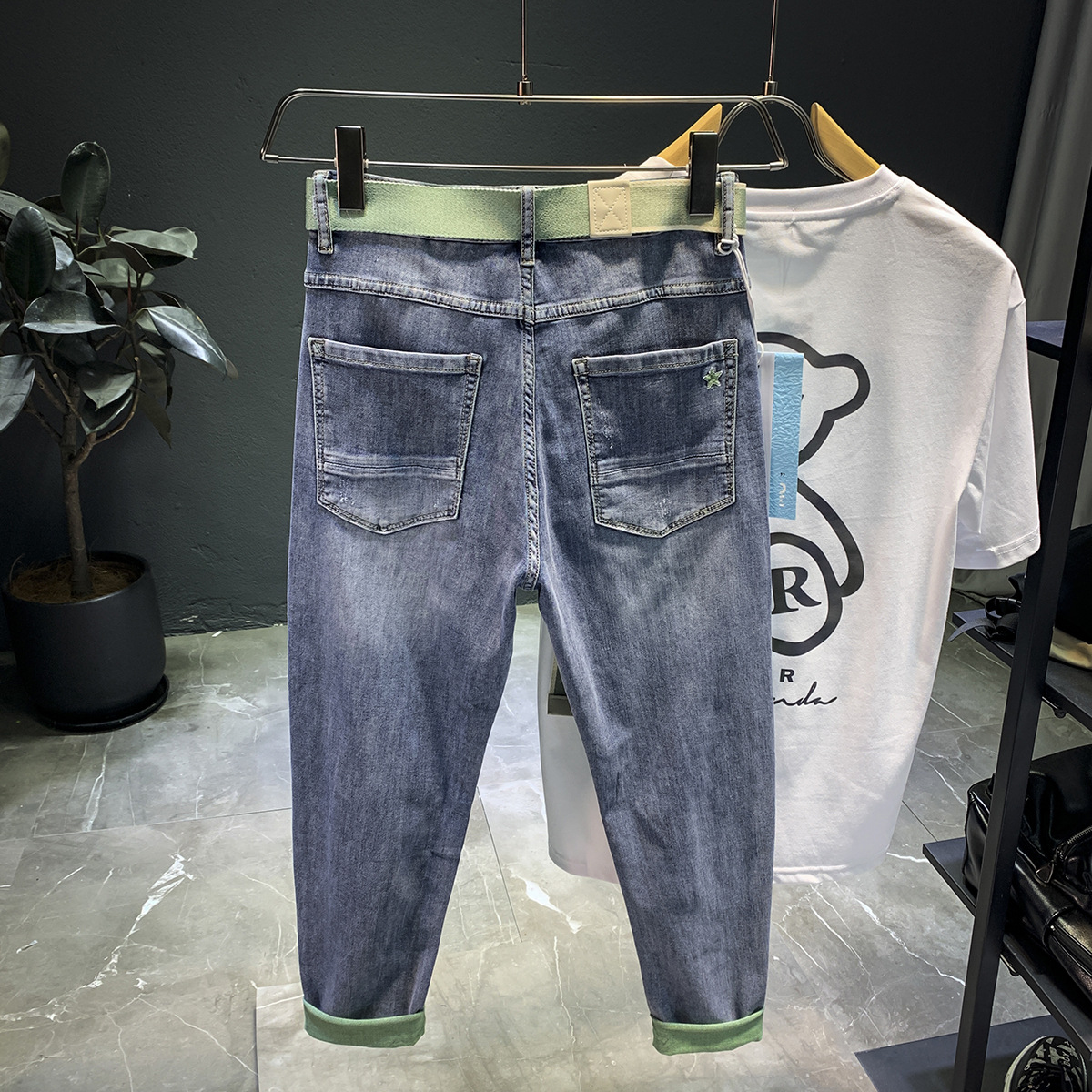 Pantaloncini in denim lavati larghi del marchio alla moda per uomo, 2024 nuovi, elastici, ultra sottili, alla moda e personalizzati_voghion.com