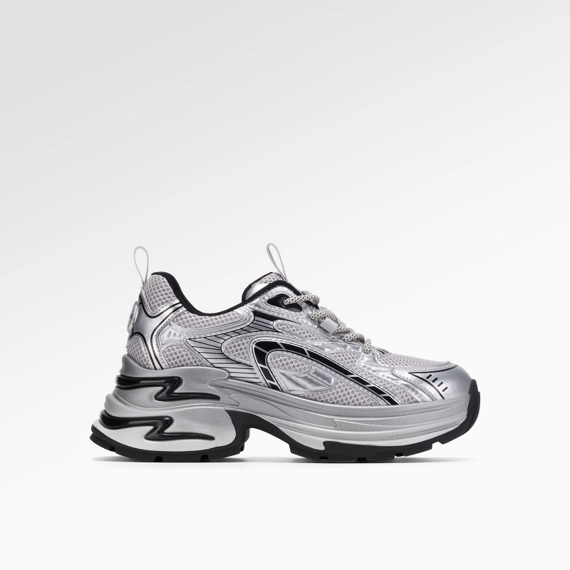 [Same Style as Zhao Lusi] Gc2025 Fashionable Thick-Soled Dad Shoes in Silver, Sports Casual Women's Shoes, Public Version