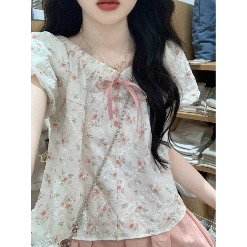 Женская летняя рубашка 2025 года, пасторальный сладкий цветочный принт, новая, на шнуровке, с бантом, свободного кроя, короткий топ