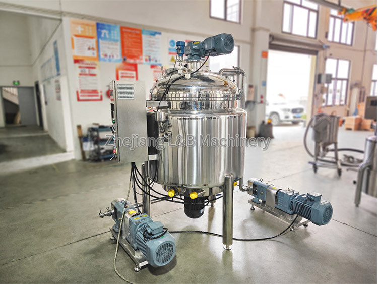 不锈钢电加热搅拌罐配转子泵 (10).jpg